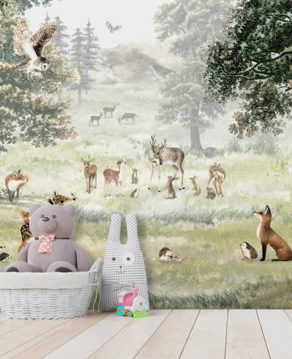 geïllustreerd behang met bos en wezens voor de kinderkamer geïllustreerd behang met bos en wezens voor de kinderkamer
