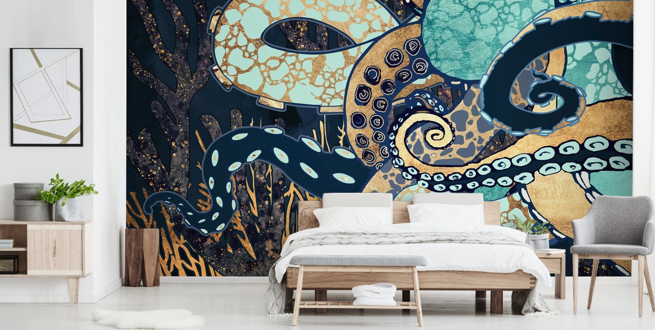 peinture murale en forme de poulpe turquoise, doré et bleu marine appelée Octopus II par SpaceFrog Designs pour les salles de bain et les chambres