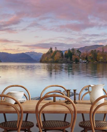 See Umgeben von Bergen See Umgeben von Bergen