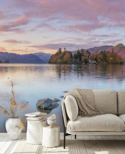 Järvi vuorten ympäröimänä Järvi vuorten ympäröimänä