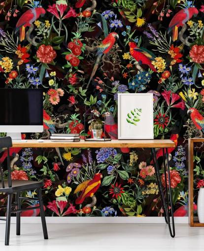 röda papegojor och färgglada blommor på svart bakgrund tapeter röda papegojor och färgglada blommor på svart bakgrund tapeter