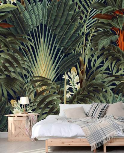 mural de papel pintado de hojas de palma verdes y flores anaranjadas de la jungla llamado Palm Jungle de Burcu Korkmazyurek para dormitorios mural de papel pintado de hojas de palma verdes y flores anaranjadas de la jungla llamado Palm Jungle de Burcu Korkmazyurek para dormitorios