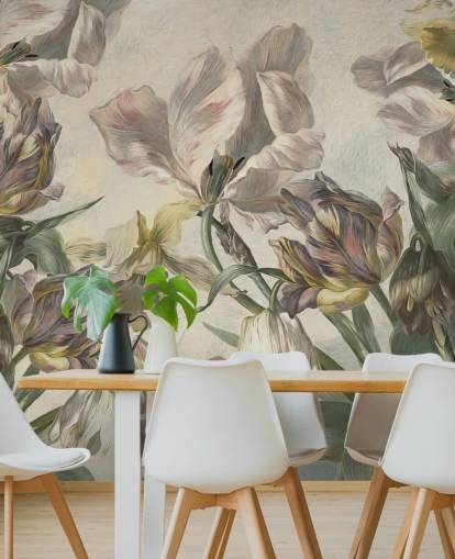 mural de papel pintado de tulipanes de estilo vintage llamado Antique Tulips de Marina Stupakova para dormitorios y salas de estar mural de papel pintado de tulipanes de estilo vintage llamado Antique Tulips de Marina Stupakova para dormitorios y salas de estar