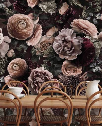 papel de parede floral rosa escuro chamado Velveteen Flowers Dark Blush de Andrea Haase para quartos e salas de estar papel de parede floral rosa escuro chamado Velveteen Flowers Dark Blush de Andrea Haase para quartos e salas de estar