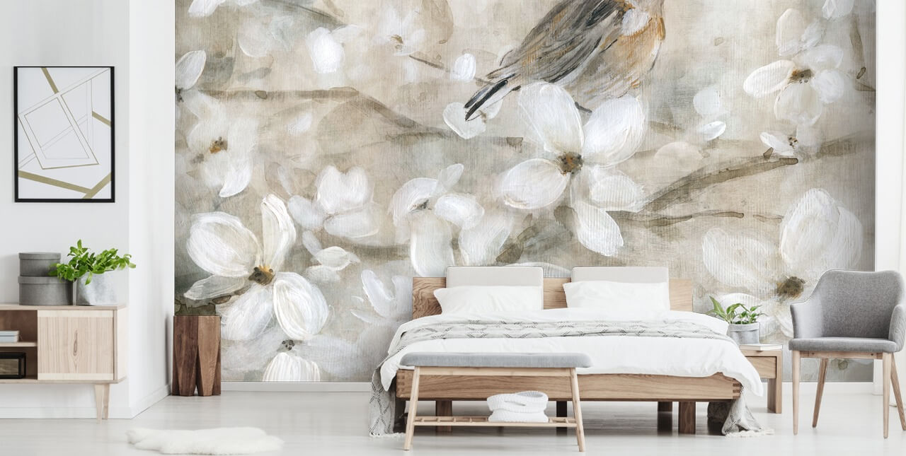 papel pintado de flores y pájaros en tonos beige