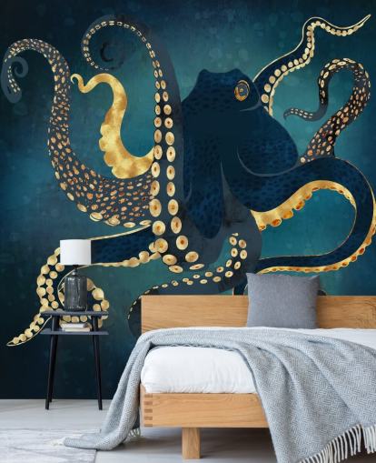 Personalisierbare Oktopus-Tapete in Marineblau und Gold namens Metallic Octopus IV von SpaceFrog Designs für Badezimmer Personalisierbare Oktopus-Tapete in Marineblau und Gold namens Metallic Octopus IV von SpaceFrog Designs für Badezimmer