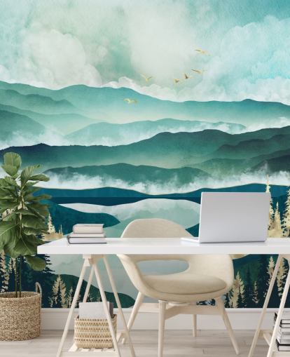 Montanhas azuis enevoadas e um lago com árvores douradas Montanhas azuis enevoadas e um lago com árvores douradas