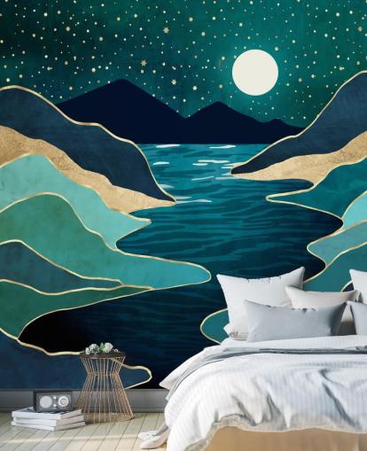 Mond über einem blauen Fluss und Bergen Mond über einem blauen Fluss und Bergen