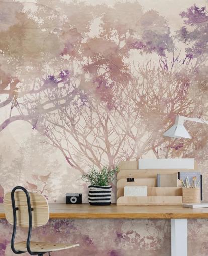 Fond beige avec des arbres bruns et des oiseaux avec des notes de violet et de rouge poussiéreux Fond beige avec des arbres bruns et des oiseaux avec des notes de violet et de rouge poussiéreux