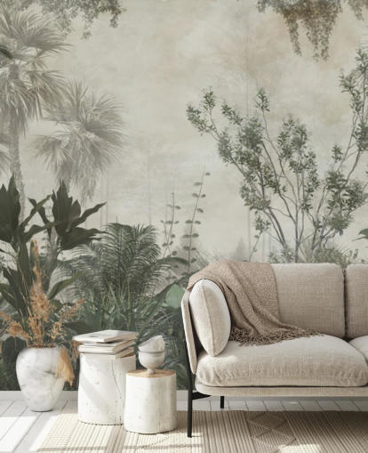 Dunkelgrüne tropische Palmen in einem Dschungel mit hellbeiger Himmelstapete Dunkelgrüne tropische Palmen in einem Dschungel mit hellbeiger Himmelstapete