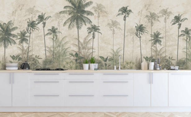 Panorama vintage djungel tapet med en beige disig bakgrund och höga dämpade gröna palmer