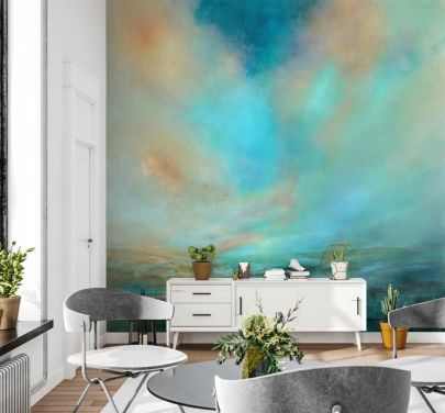 Blå abstrakt maleri af en flod, fjerne bjerge ogblå og beige himmel