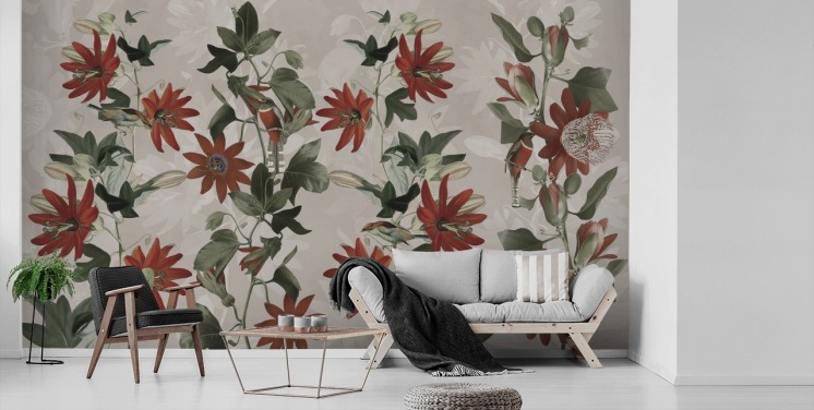 papier peint floral rouge et vert appelé Clematis II de Marina Stupakova pour les chambres et les salons