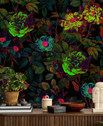 mural de papel pintado floral de neón llamado Neon Night Garden de Burcu Korkmazyurek para dormitorios, salas de estar y baños mural de papel pintado floral de neón llamado Neon Night Garden de Burcu Korkmazyurek para dormitorios, salas de estar y baños