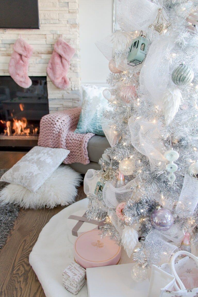 Christmas Decor Trends For The Holidays! Wallsauce US