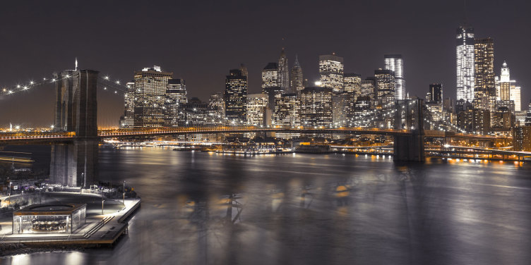 Brooklyn Bridge Atmospheric