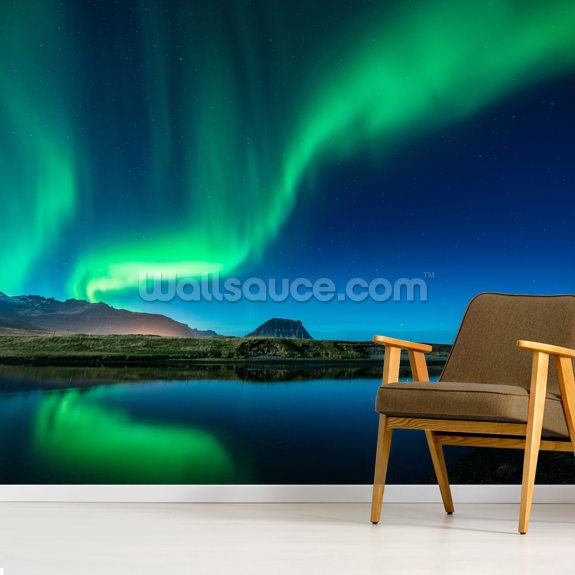 Aurora Borealis Edellä Grundarfjordur seinämaalaus | Wallsauce FI